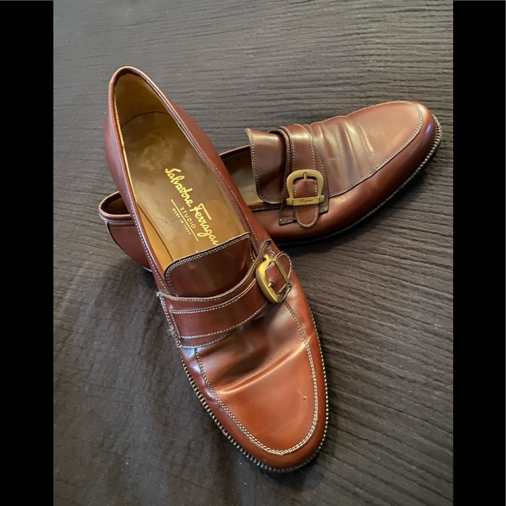Salvatore Ferragamo brown studio shoes in size 8